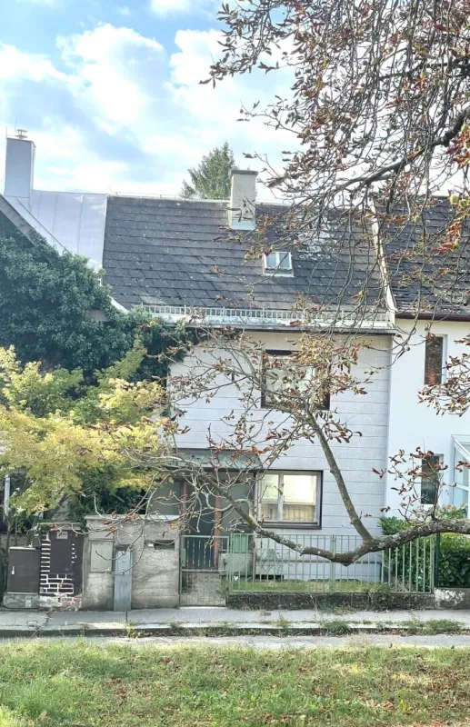 Traumhaftes Grundstück  in 1130 Wien – Ihr Eigenheim mit Garten und Fernblick! - Bild 1