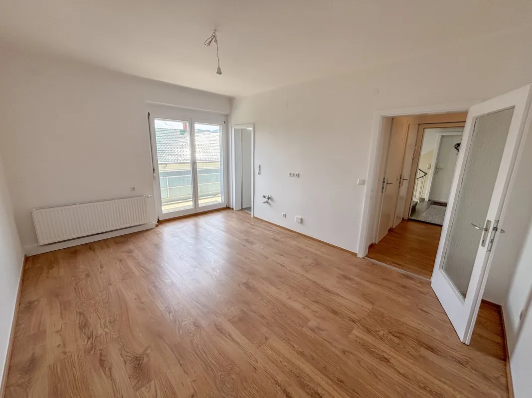 Gut aufgeteilte Wohnung mit Balkon - Bild 1