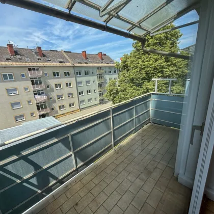 Helle Wohnung mit Balkon - Bild 3