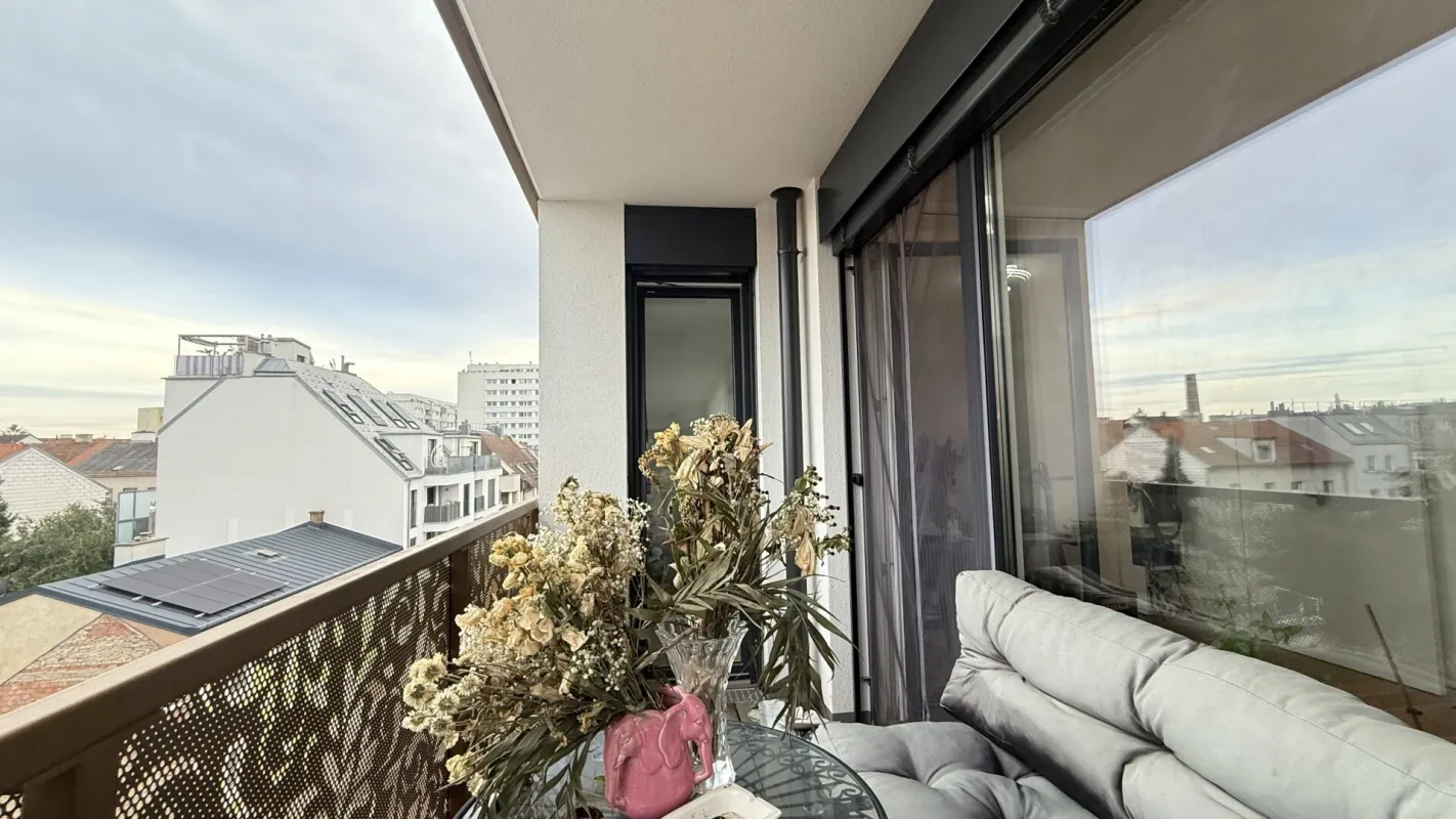 Neuwertige 2-Zimmer-Wohnung mit südöstl. Balkon und opt. Garagenstellplatz! - Bild 1