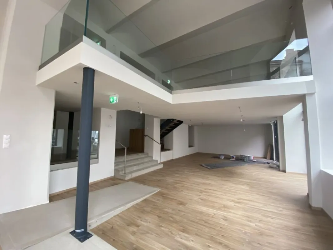 Zentral gelegene wunderschöne Gewerbefläche in Bestlage 1. Bezirk Innere Stadt direkt am Joanneumring/ Ecke Raubergasse - Bild 1