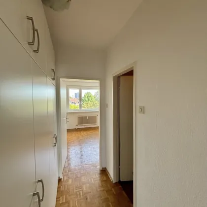 Gepflegte 2-Zimmer-Wohnung mit Loggia und KFZ-Stellplatz! - Bild 3