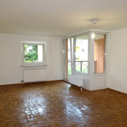 Sonnendurchflutete 4-Zimmerwohnung mit großzügiger Loggia in Salzburg-Gnigl - Bild 2