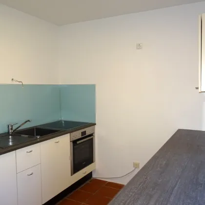 Sonnendurchflutete 4-Zimmerwohnung mit großzügiger Loggia in Salzburg-Gnigl - Bild 3