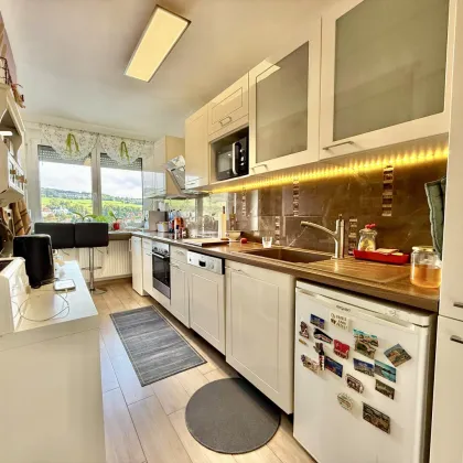 STILVOLLE Wohnung in Berndorf - 3 Zimmer - ca. 67m² WFL - Küche - 6.Liftstock - Keller - Bild 2