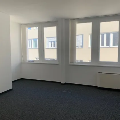 Zentrales Büro Nähe Rathaus - Bild 2