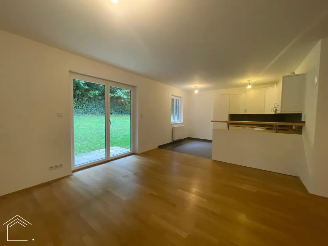 Neuwertige 3-Zimmer-Wohnung mit Gartennutzung und Terrasse in Hietzinger Ruhelage - Bild 1