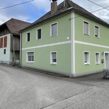 Liegenschaft mit 2 Wohnhäusern und Wirtschaftsgebäuden in Ruhelage - Bild 2