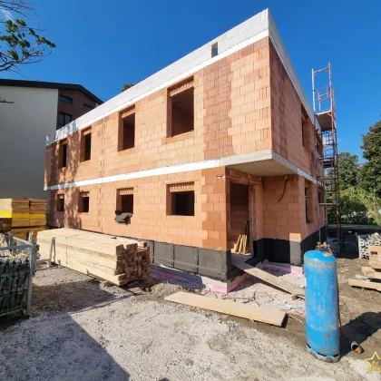 ALLEINEIGENTUM! FAMILIENWOHNTRAUM IM WIENERBERGER ZIEGELHAUS. 4 ZIMMER, LWP, BODENKÜHLUNG, PV-VORBEREITUNG uvm. - Bild 2