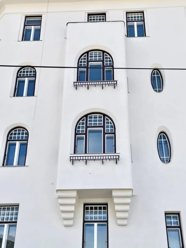 Provisionsfrei! Geförderte wunderschöne 2-Zimmer-Wohnung mit Balkon im Zentrum von Mürzzuschlag - Bild 1