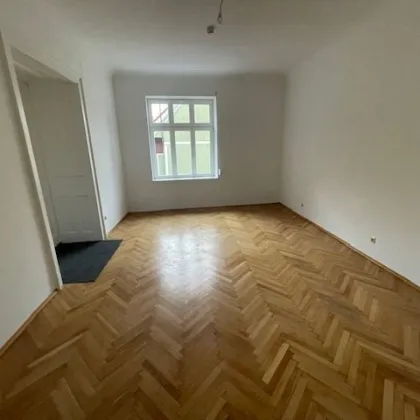 Graz-Geidorf: 3-Zimmer-Terrassenwohnung mit Lift und Parkplatz! Neu sanierter Altbau -ERSTBEZUG! - Bild 2