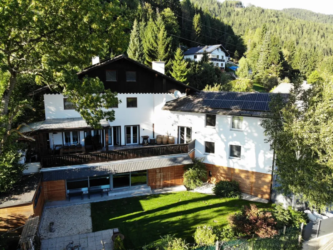Stilvolle Villa mit Spa, Indoor Pool, Panoramablick und direkter Nähe zum Skigebiet Semmering - Bild 1
