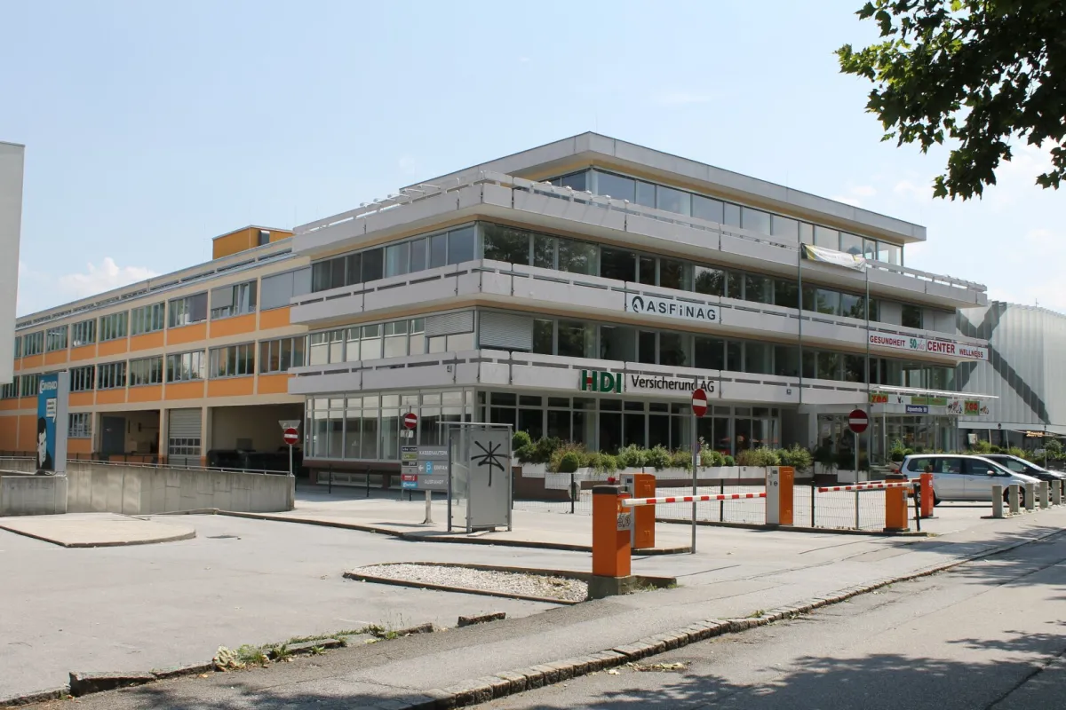 HELLE BÜROFLÄCHEN - NÄHE ALPENSTRASSE - Bild 1