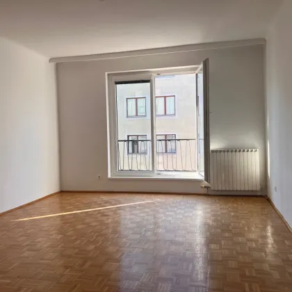 Gepflegte 3-Zimmer-Wohnung mit Balkon Nähe Obkirchergasse! - Bild 2