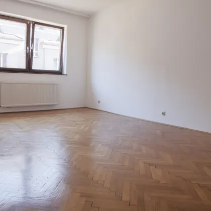 LINZ INNENSTADT. WOHNUNG IM 3. STOCK IN UNMITTELBARER NÄHE ZUR LANDSTRASSE. - Bild 2