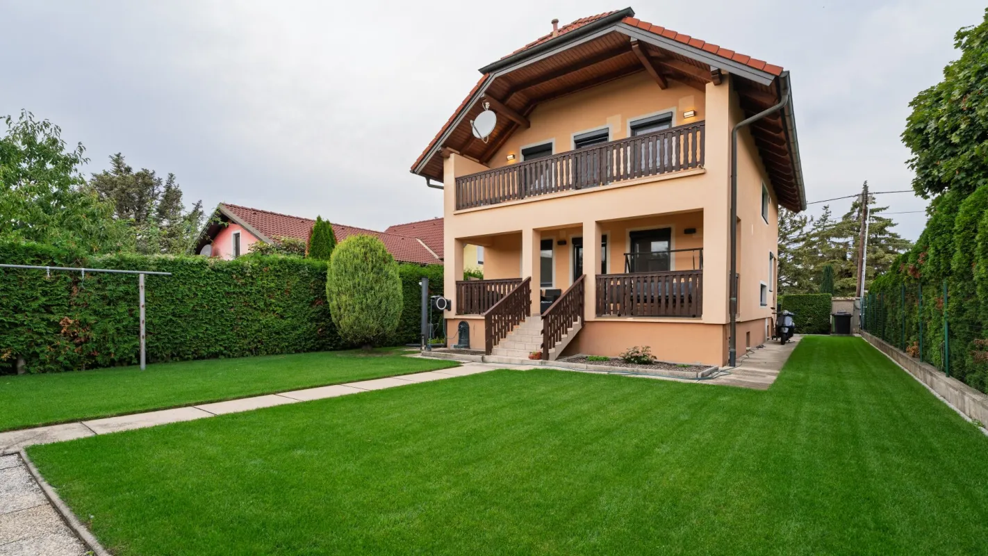 Neuwertiges Haus in Ruhelage! *Smarthome *Hochwertig ausgestattet *TOP Lage - Bild 1