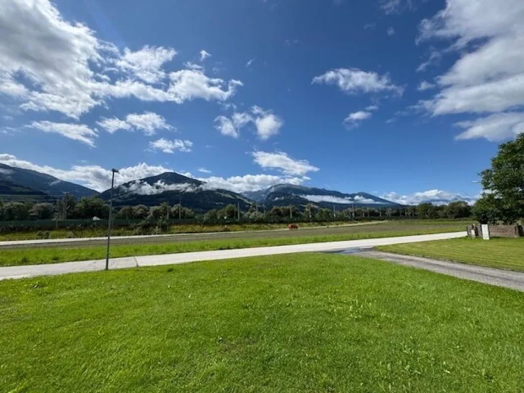 Sonniges und flaches Baugrundstück in Fritzens - Bild 1
