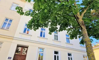 Attraktive 2 Zimmer Altbauwohnung in gepflegtem Altbau zum selbst gestalten