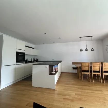 Attraktive 3-Zimmer Wohnung in Lochau: Terrasse, Stellplatz und moderne Ausstattung! - Bild 2