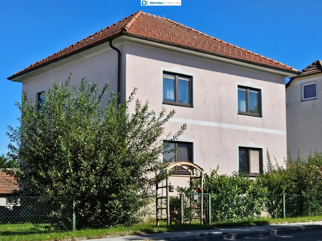 Wohnhaus in Schwarzenau - mit 1000 m² Grundstück und viel Potenzial - Bild 1