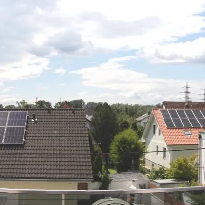 Erstbezug: Sehr schöne, helle und ruhige Doppelhaushälfte (links) mit 4 Zimmern, Eigengarten und Panoramablick-Dachterrasse! - Bild 3