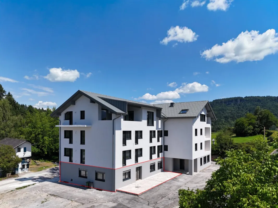 Gewerbefläche mit Potenzial – vielseitig nutzbar und außen bereits saniert! - Bild 1