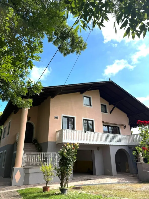 Gepflegtes Einfamilienhaus zum fairem Preis - Koffer packen und einziehen - Bild 1