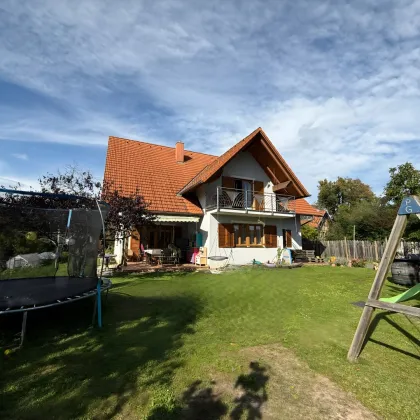 Charmantes Familienlandhaus in absoluter Ruhelage – Wohnen, wo andere Urlaub machen! - Bild 3