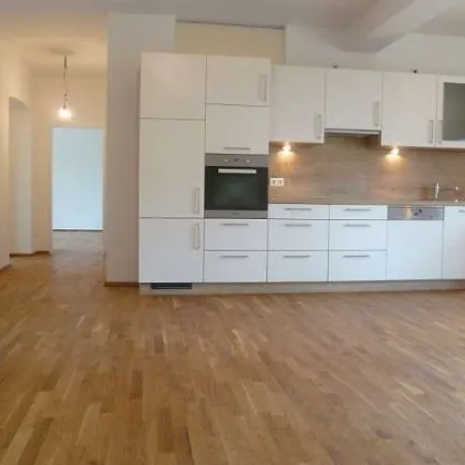 Büro in absoluter Grünruhelage mit Blick auf den Nußberg - Bild 3
