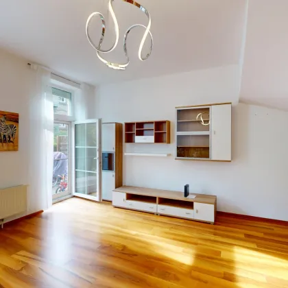 Sehr helle Maisonette-Wohnung mit Terrasse & Garten in zentraler Lage von Korneuburg – Wohnen im generalsanierten Backsteinbau - Bild 3