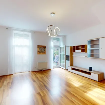 Sehr helle Maisonette-Wohnung mit Terrasse & Garten in zentraler Lage von Korneuburg – Wohnen im generalsanierten Backsteinbau - Bild 2