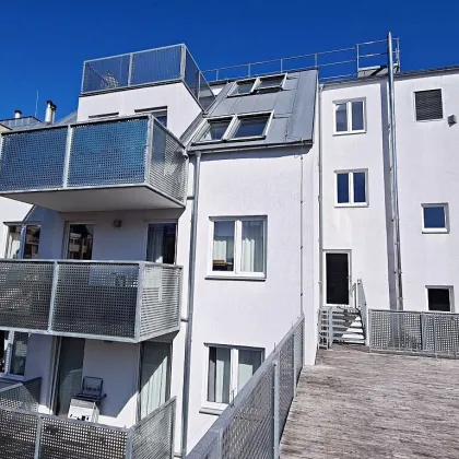 LORYSTRASSE, U3-Nähe, 61 m2 Neubau mit 80 m2 Terrasse, Wohnküche, 1 Zimmer, Duschbad, Parketten, 1. Liftstock - Bild 3