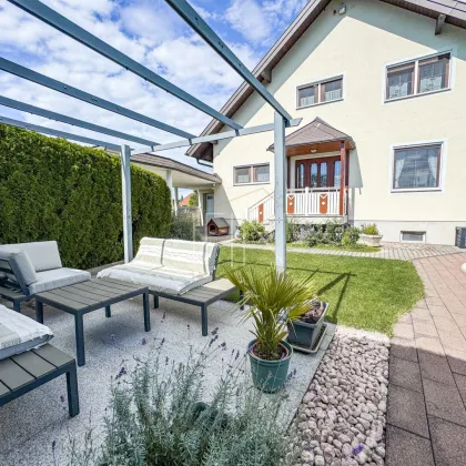 Einfamilienhaus mit Pool, Wellness & großem Garten in Hennersdorf - Bild 3