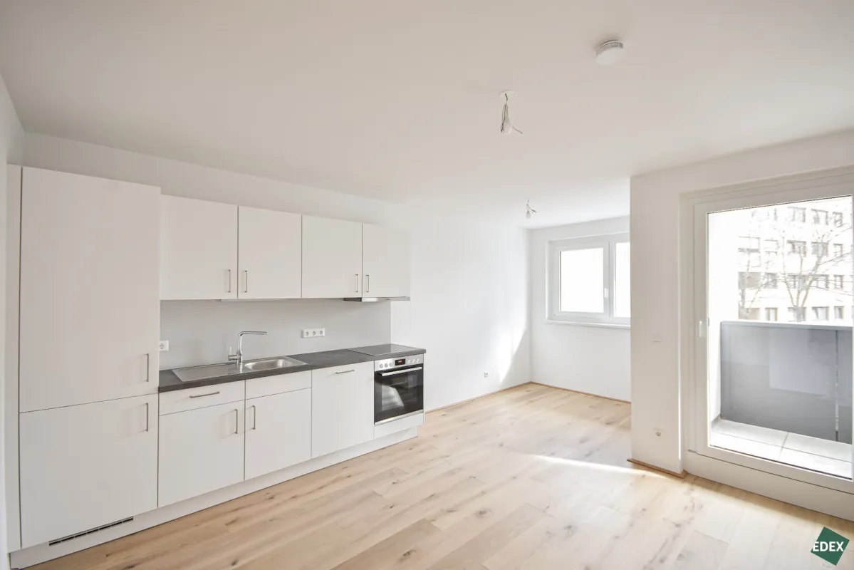 Helle 2-Zimmer-Wohnung mit Loggia nahe U3 – Bezug ab Dezember - Bild 1