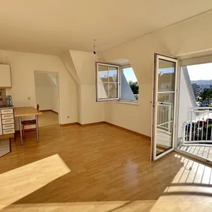 Gute DG Wohnung, 50m² in Baden, bei LKH – Balkon & großer Keller mit ca. 14m² - nur 198.000€! (Kfz-Stellplatz extra) - Bild 2