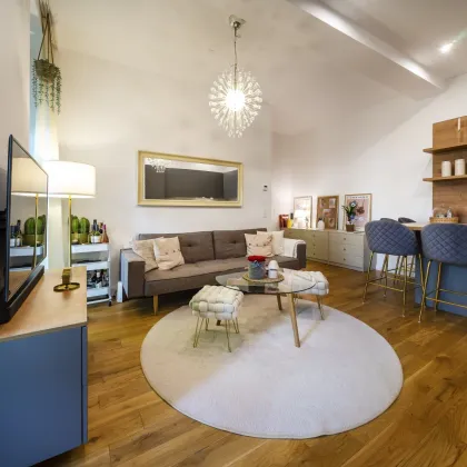 ***2-Zimmer-Altbauwohnung in ruhiger Innenhoflage*** - Bild 2