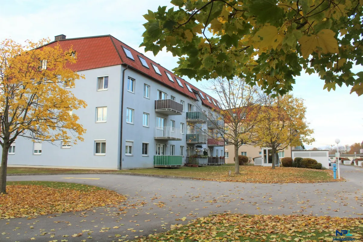 1-ZIMMER-WOHNUNG MIT BALKON IN RUHELAGE - Bild 1