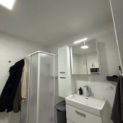 Mietwohnungen inkl. energiesparendem Klimasystem mit Wärmepumpenanlage, Deckenkühlung, Erdspeicher und Solaranlage am sicheren u. nachgefragten Bindermichl - Bild 3