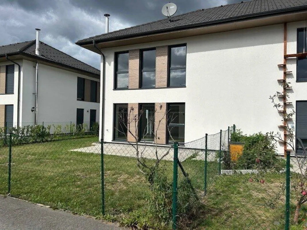 Doppelhaushälfte in Gmünd Nähe EKZ und Bahnhof - Bild 1