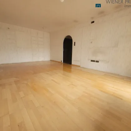 RUHIGE 3 ZIMMER INNENHOF-WOHNUNG MIT LOGGIA (3.OG) IN UNMITTELBARER U-BAHN NÄHE - Bild 2