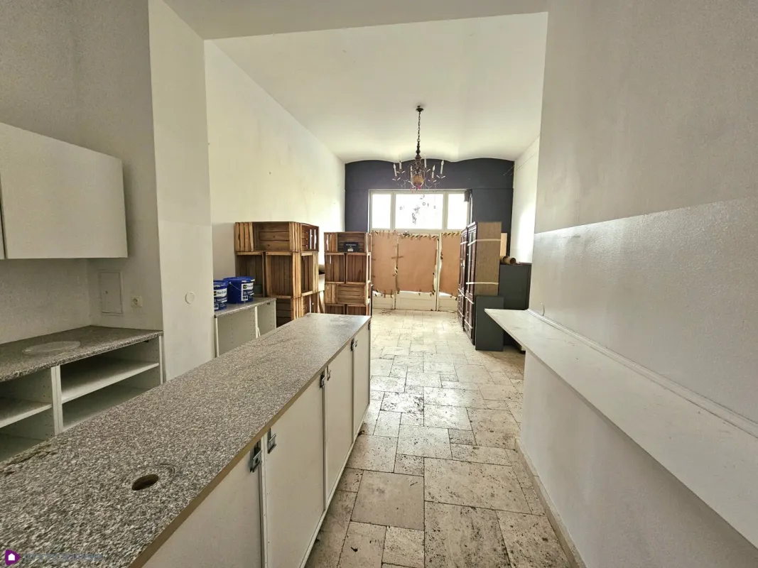 Gewerbeobjekt in guter Frequenzlage- zusätzlich großzügiger Weinkeller möglich - Bild 1