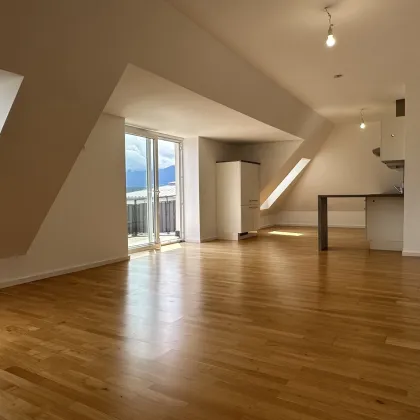 Sonnige 3-Zimmer-Wohnung mit Terrasse und Weitblick - Bild 2