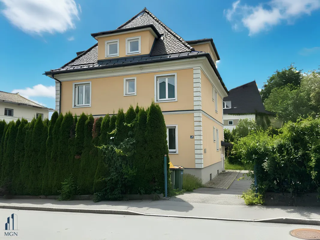 Sonnige 3-Zimmer-Wohnung mit Terrasse und Weitblick - Bild 1