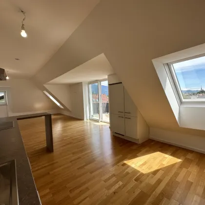 Sonnige 3-Zimmer-Wohnung mit Terrasse und Weitblick - Bild 3