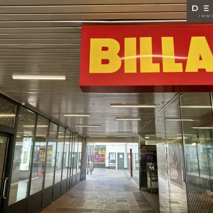 + + + GESCHÄFTSFLÄCHEN + + + Arkadenhof + + + direkte U3 Anbindung + + + - Bild 2