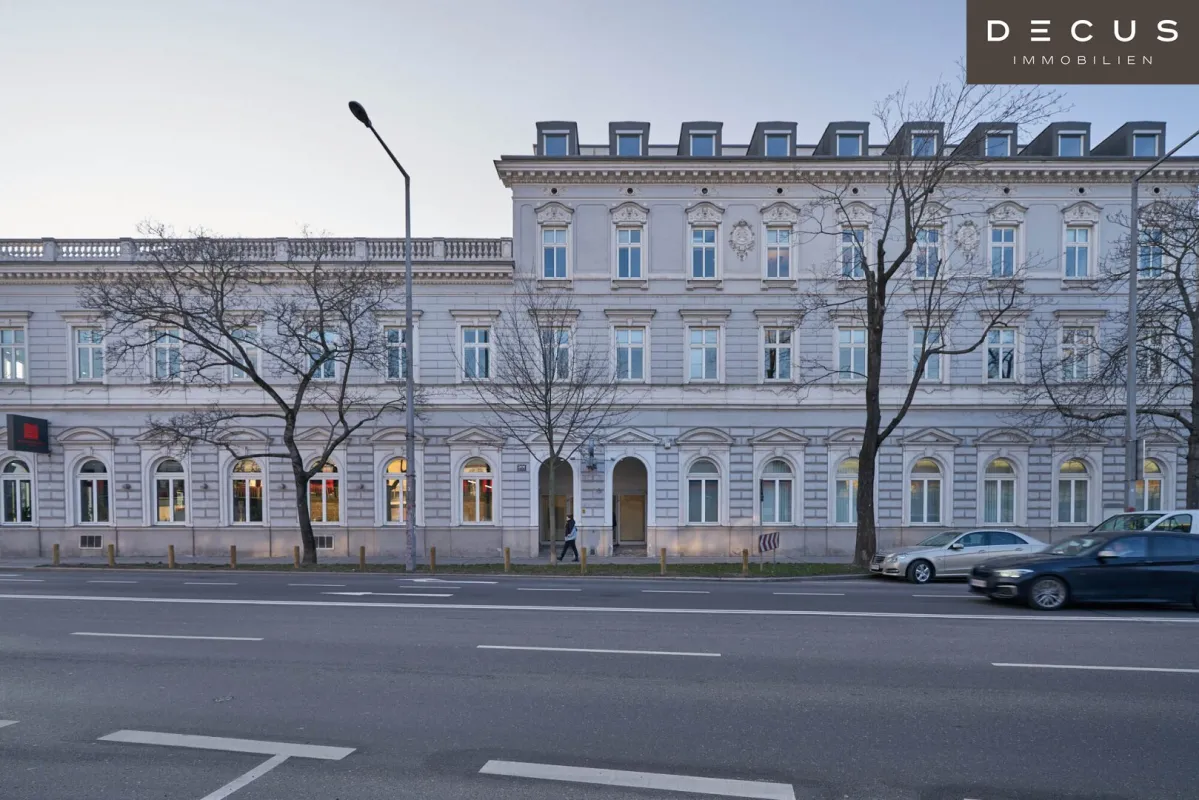 + + + NUSSDORFER PLATZ + + + hochwertiges 5-Raum-Büro + + + gekühlt + + + - Bild 1