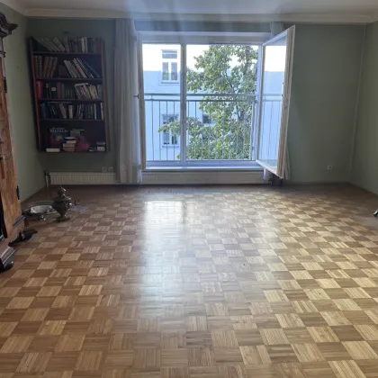 Traumhafte Familienwohnung mit Sanierungspotenzial in TOPLAGE - Bild 2