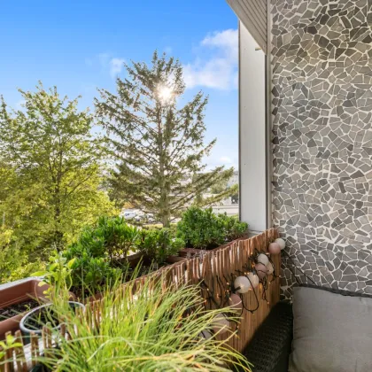 Sonnenseite des Wohnens | 3-Zimmerwohnung mit Südloggia | Top Zustand - Bild 2