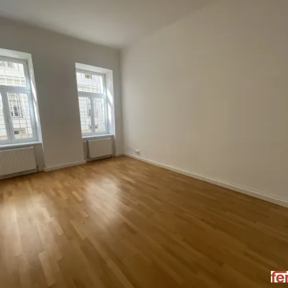 Charmante 3,5-Zimmer-Altbauwohnung mit separater Küche in der Porzellangasse - Bild 2