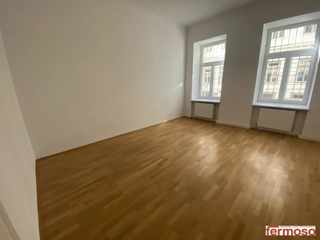 Charmante 3,5-Zimmer-Altbauwohnung mit separater Küche in der Porzellangasse - Bild 1